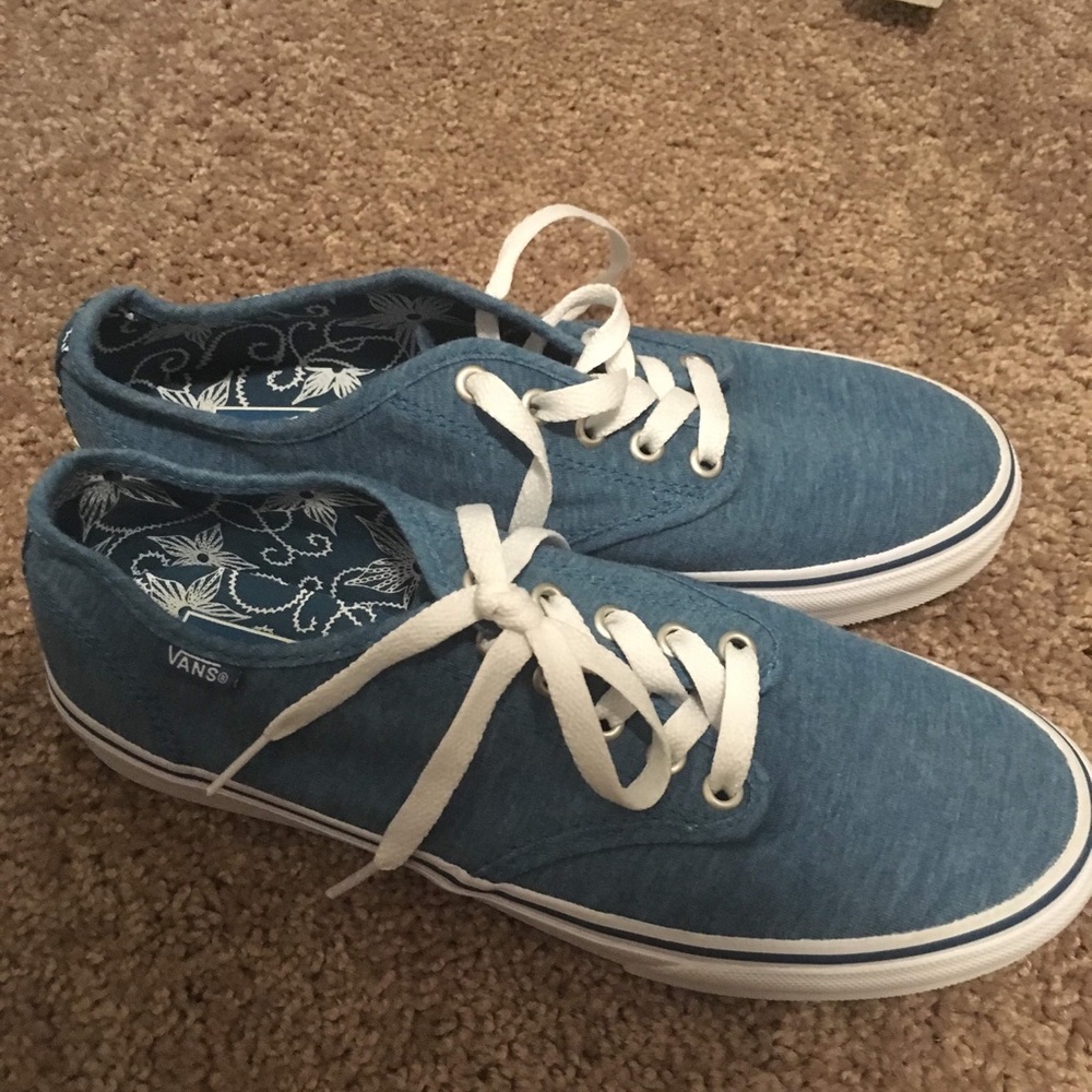 BRAND NEW Vans Canvas Shoes